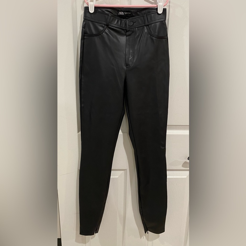 ZARA Faux Leather Pants Zipper at Ankle Size XS